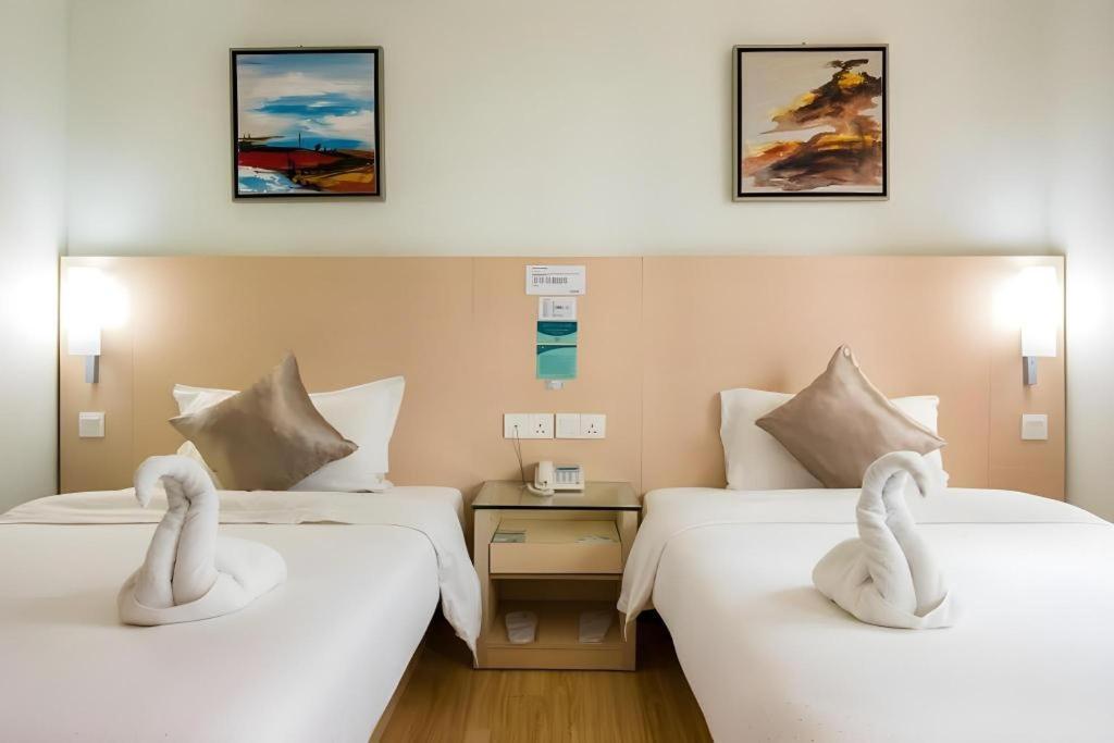 Hotel City Comfort Inn Puchong Kültér fotó