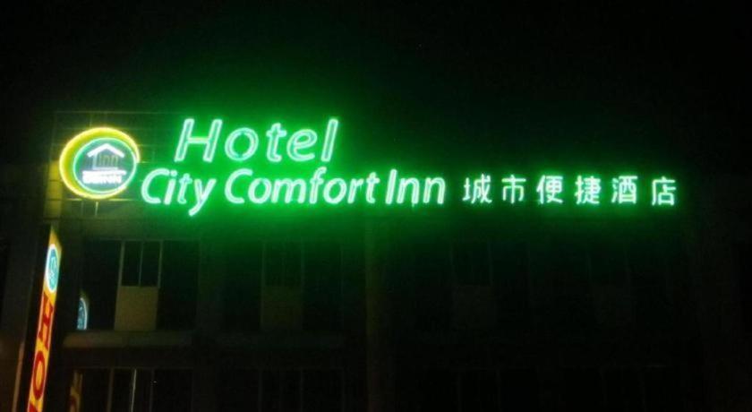 Hotel City Comfort Inn Puchong Kültér fotó