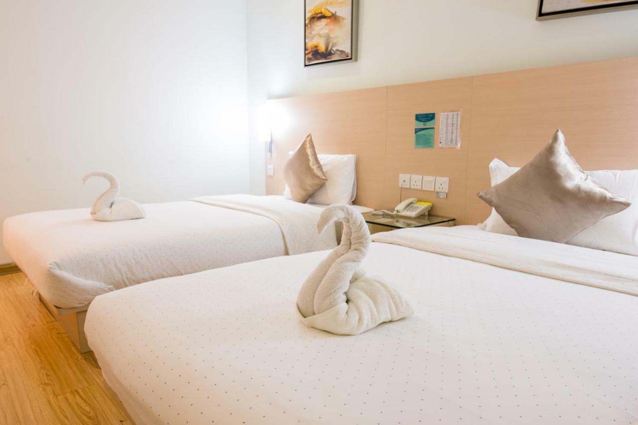 Hotel City Comfort Inn Puchong Kültér fotó